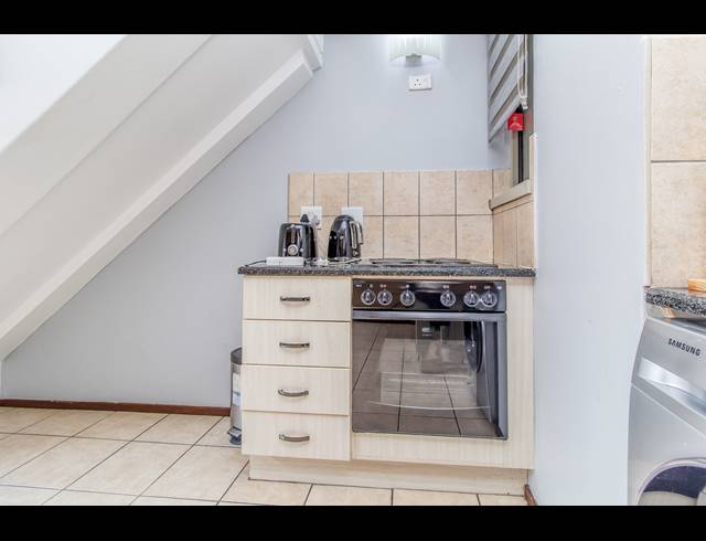 2 BEDROOM APARTMENT BLOCK FOR SALE IN NOORDWYK